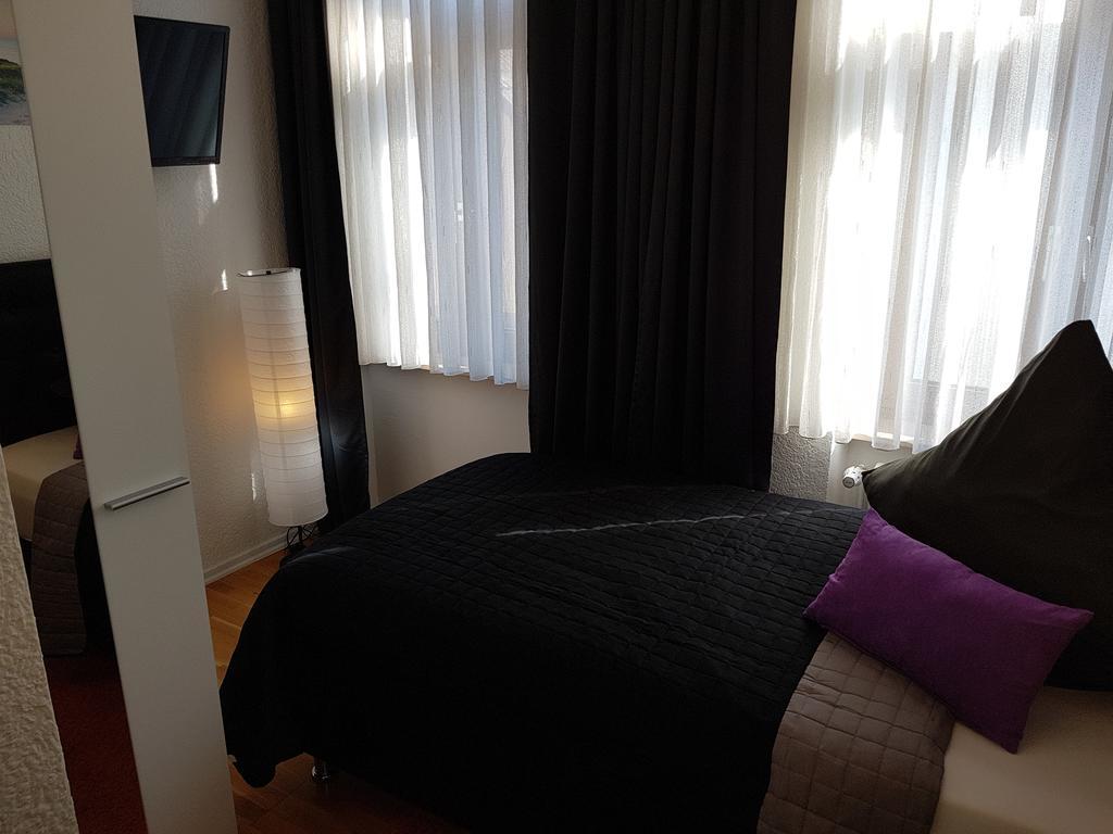 Restaurant&Hotel Exquisite Bobenheim am Berg Extérieur photo